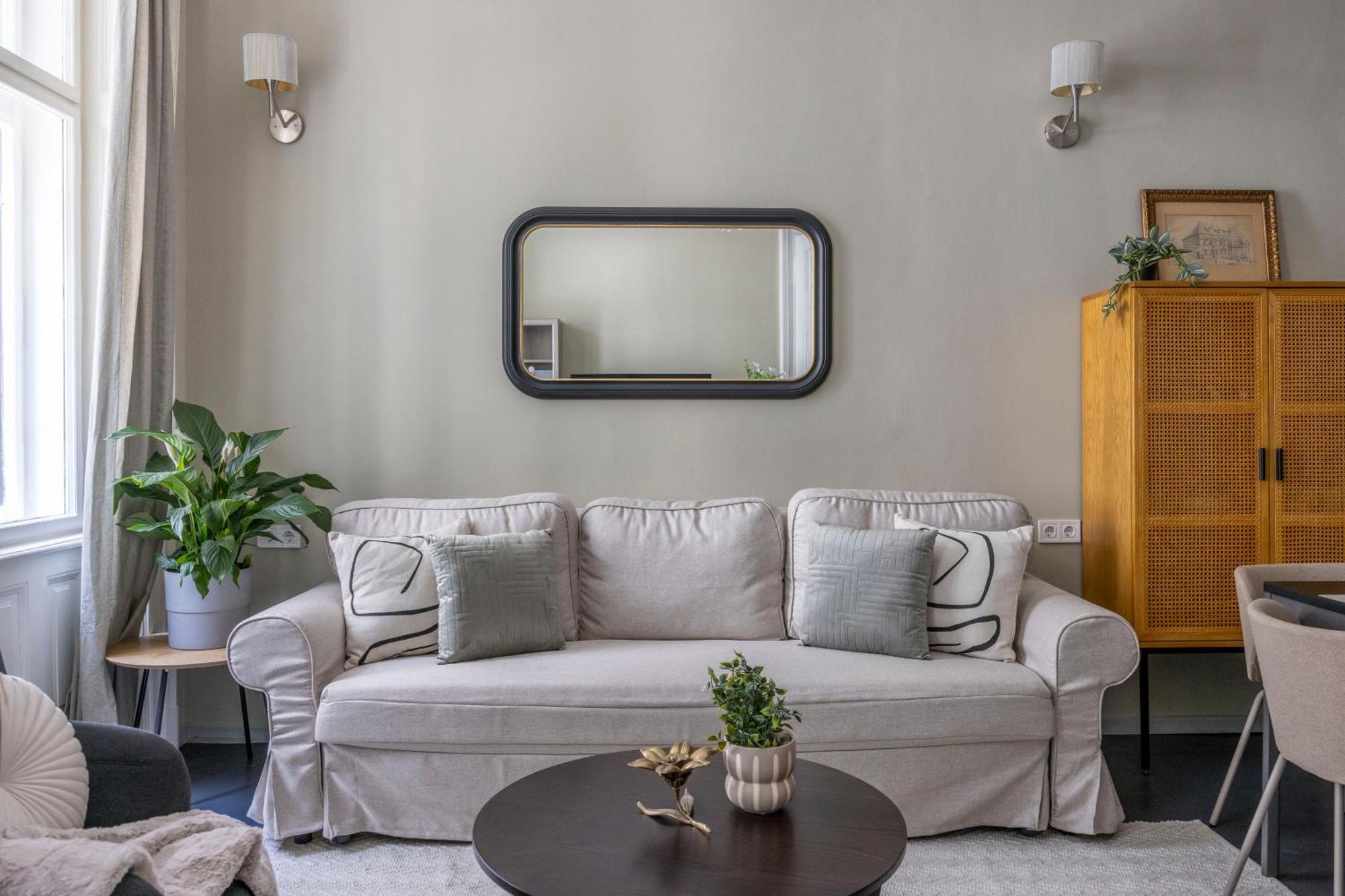 Charming Art Deco Style Apartment In The Heart Of Budapest Exterior photo